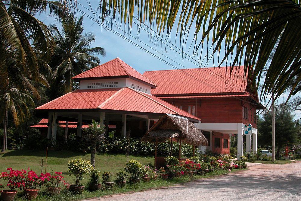 Coral Hotel Bangsaphan Bang Saphan Exterior foto