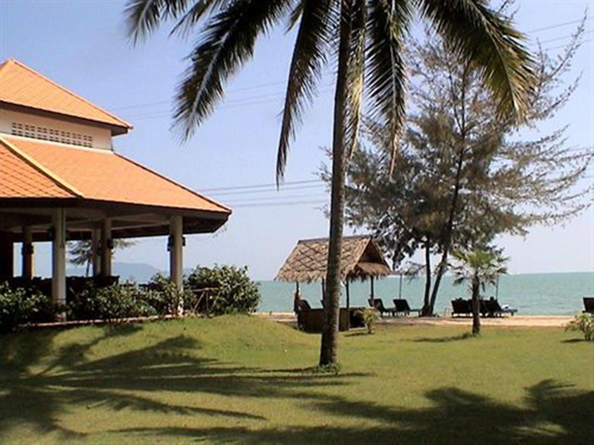 Coral Hotel Bangsaphan Bang Saphan Exterior foto